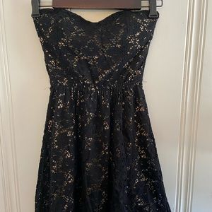 Black lace sleeveless mini dress
